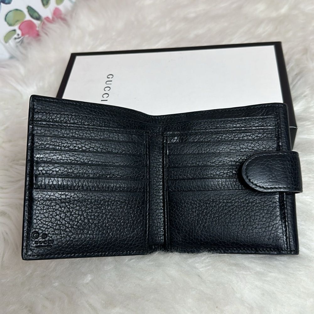 💯Authentic Gucci Compact Leather Wallet🍀 - Picture 8 of 11